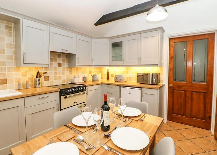 Semesterbostad Pine *